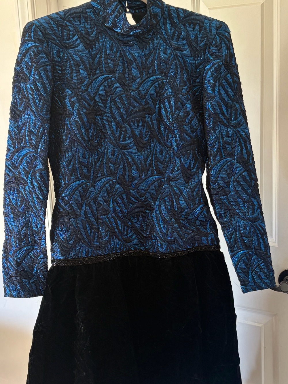 Vintage 80’s Blue & Black Long Sleeve Formal Women's Dress with drop waist